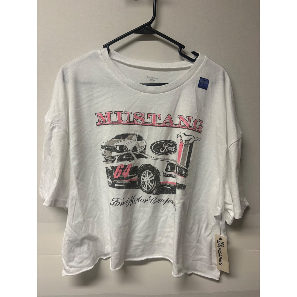 No Boundaries Ford Mustang Graphic Tee White Pink Cropped T-Shirt Womens XXL NEW